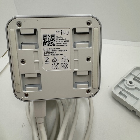 Miku Pro Smart Baby Monitor White Life Monitor II  Model M0101 WiFi Camera Audio - Picture 4 of 4